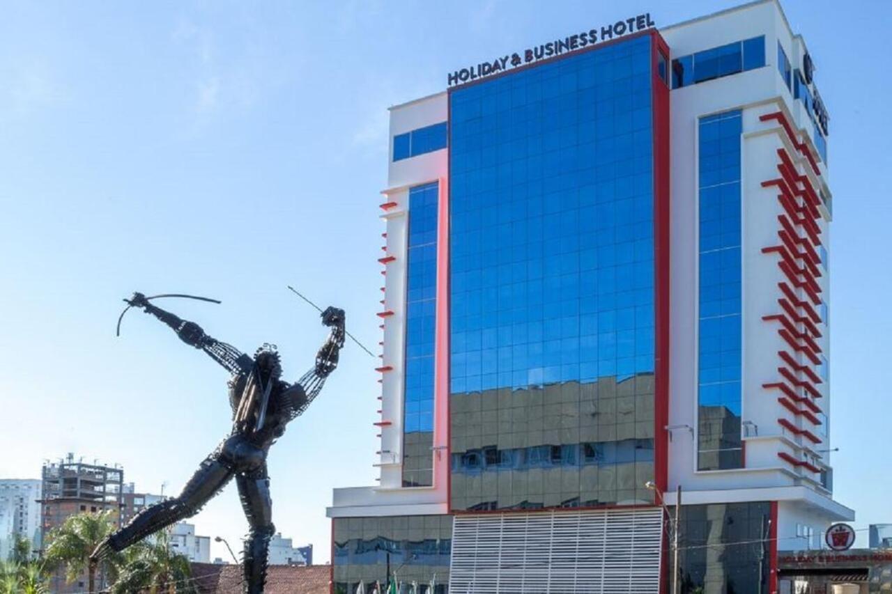 Holiday & Business Hotel - Em Frente Ao Centro De Eventos E Arena Conda Chapecó Kültér fotó