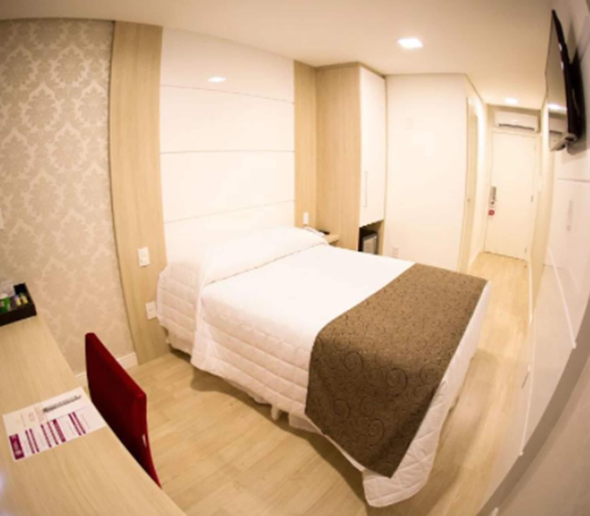 Holiday & Business Hotel - Em Frente Ao Centro De Eventos E Arena Conda Chapecó Kültér fotó