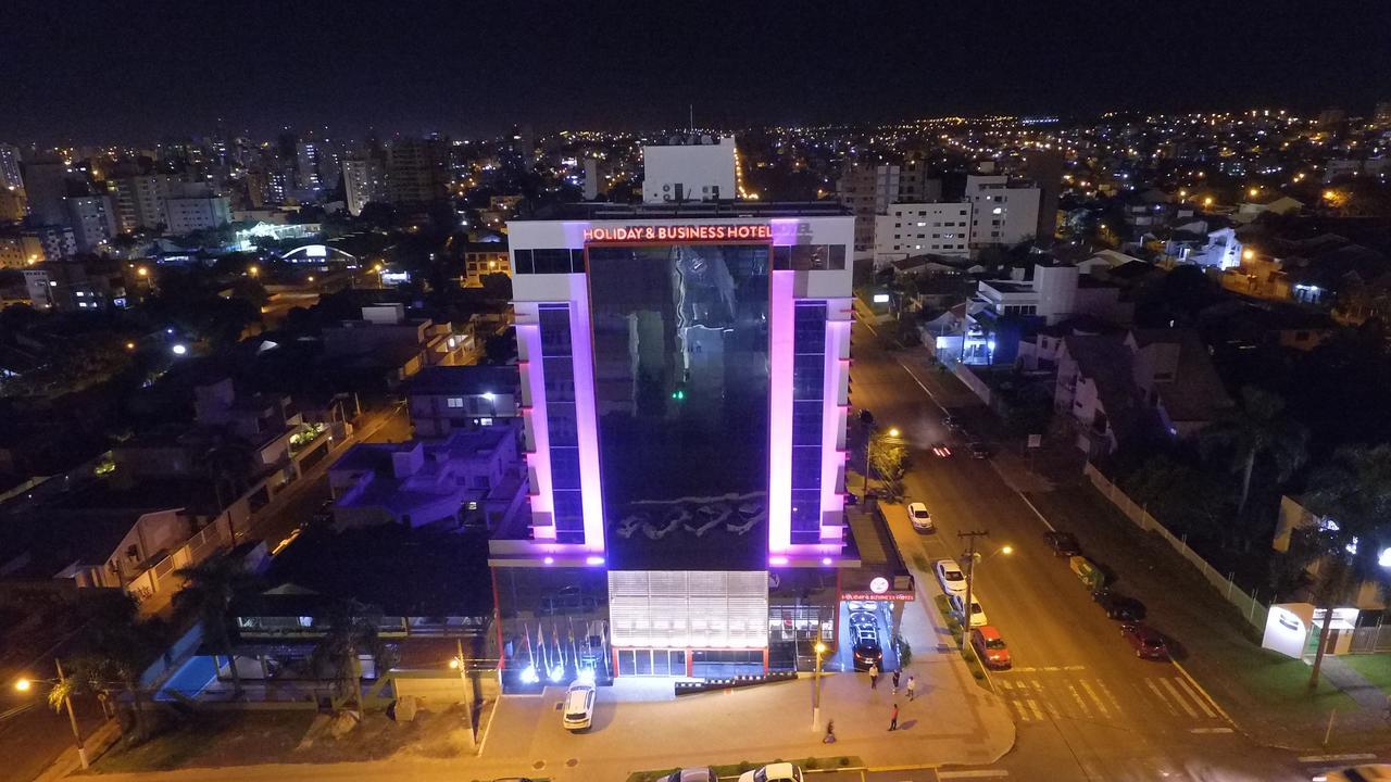 Holiday & Business Hotel - Em Frente Ao Centro De Eventos E Arena Conda Chapecó Kültér fotó